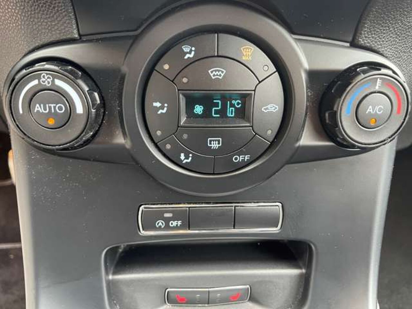 Ford  ST-Line EcoBoost 1.0 *NAVI*SHZ*PDC* Klimaautom